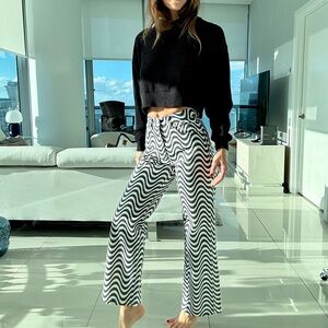 The Ragged Priest - Wave Print Graphic Loose